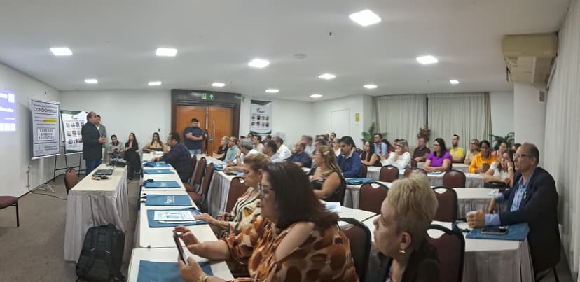 Product: Público condominial com o Tema a Engenharia da Prevenção, image